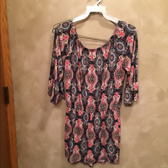 🆑2 LEFT! 🎉MixPrint Off Shoulder Romper - Picture 4 of 6