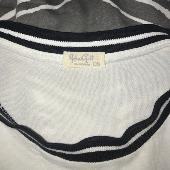 Brandy Melville White Tee - Picture 2 of 3