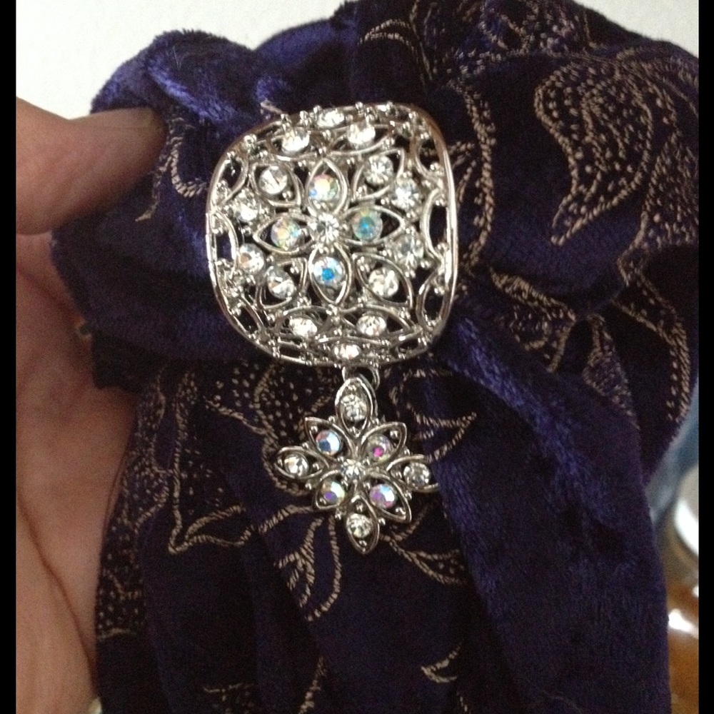 Sparkly Scarf jewelry - charm - slide - pendant