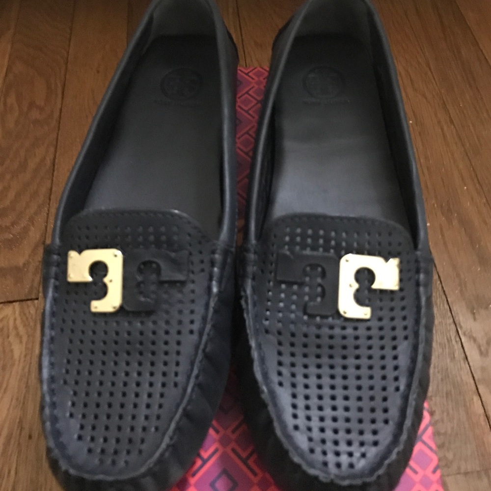 Authentic Tory Burch Loafer
