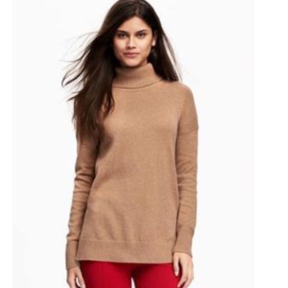 NWT Old Navy Relaxed Camel Hi-Lo Turtleneck
