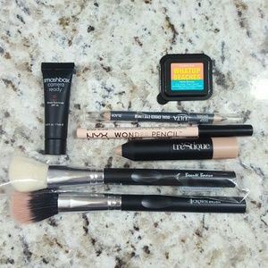 Makeup bundle