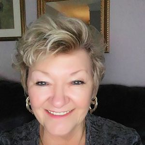 Meet your Posher, Sheila