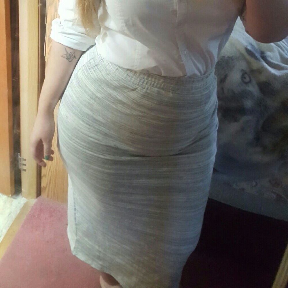 Marbled Grey Pencil Skirt 🛇Donated🛇