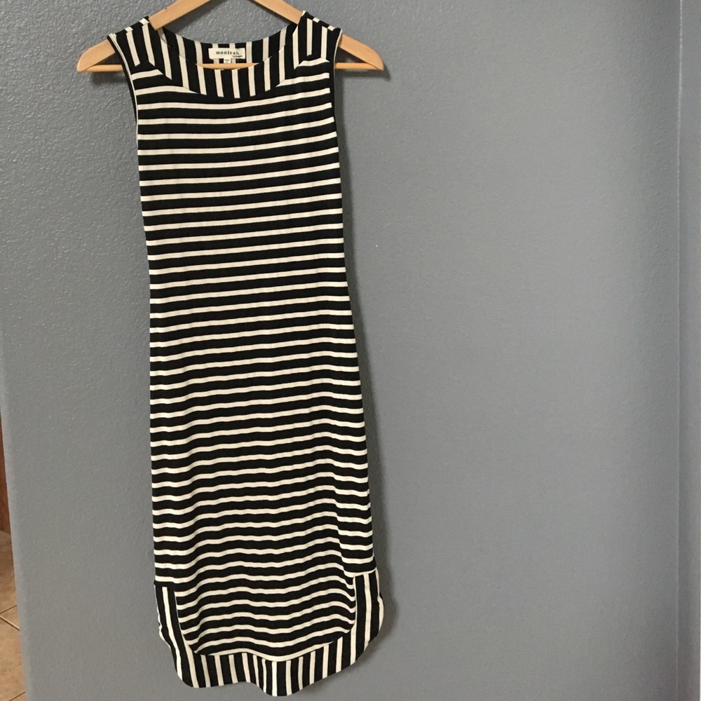 Stripe dress. - Picture 2 of 7