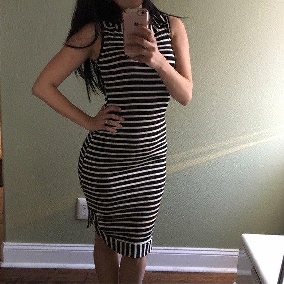 Monteau Dresses & Skirts - Stripe dress.
