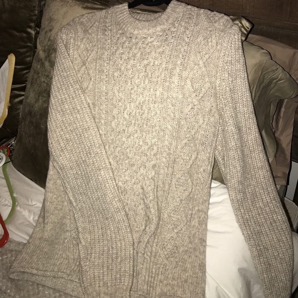 Heavy knitted sweater