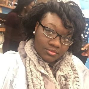 Meet your Posher, Dee dee