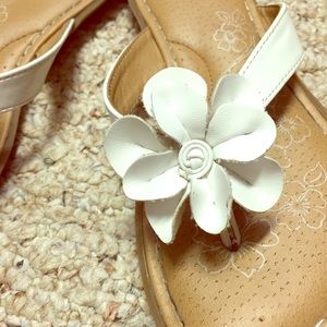Girls dressy casual flip flops