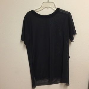 Short sleeve mesh slit shirt