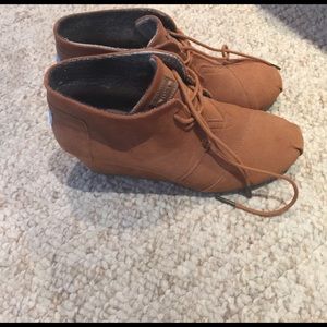 TOMS booties