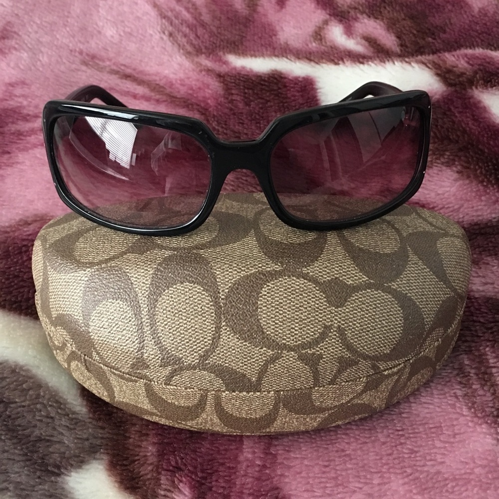 ❌SOLD❌Authentic Coach sunglass
