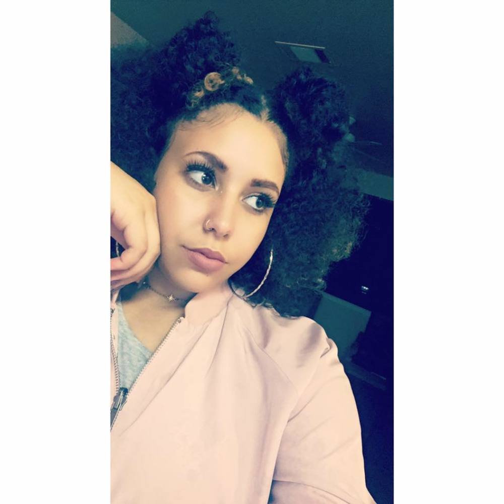 Meet your Posher, Jazmine