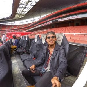 Meet your Posher, Emilio