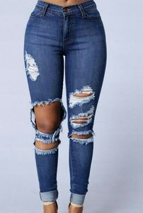 High waisted jean from fashionova.