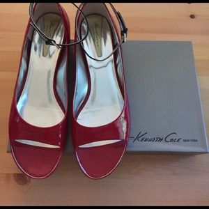 ✨Weekend Sale✨ NIB Kenneth Cole Red Sweet Hart Pa