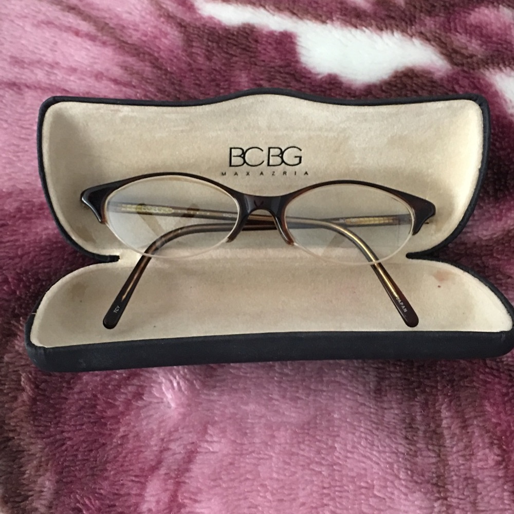 ❌SOLD❌Authentic BCBG eyeglass.