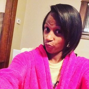 Meet your Posher, Shadoris