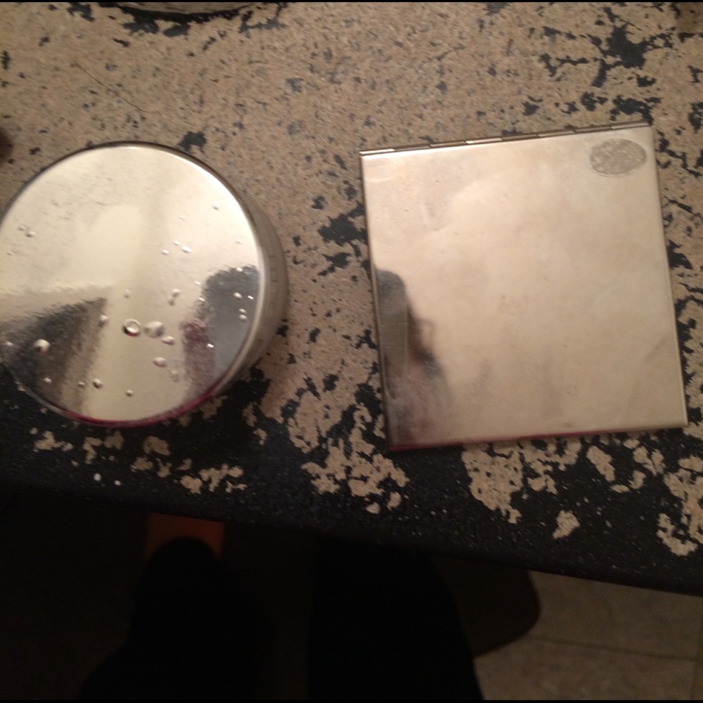 Calvin Klein HD Powder and mirror