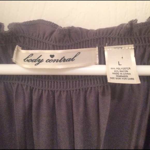 🔴SOLD🔴Blouse - Picture 2 of 4