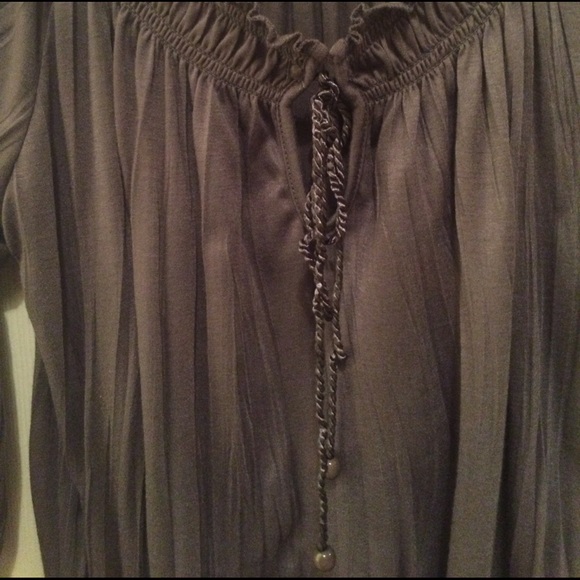 🔴SOLD🔴Blouse - Picture 4 of 4