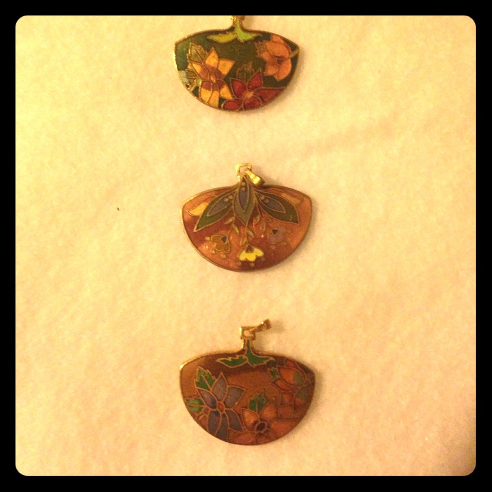 🌞3 VINTAGE PENDANTS  Cloissone Enamel FLOWERS🌞