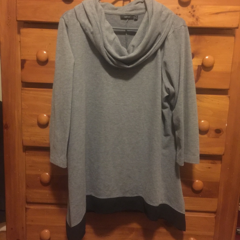 Apt. 9 three-quarter length sleeve top
