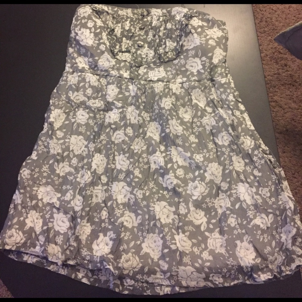 Gray and white floral tube top