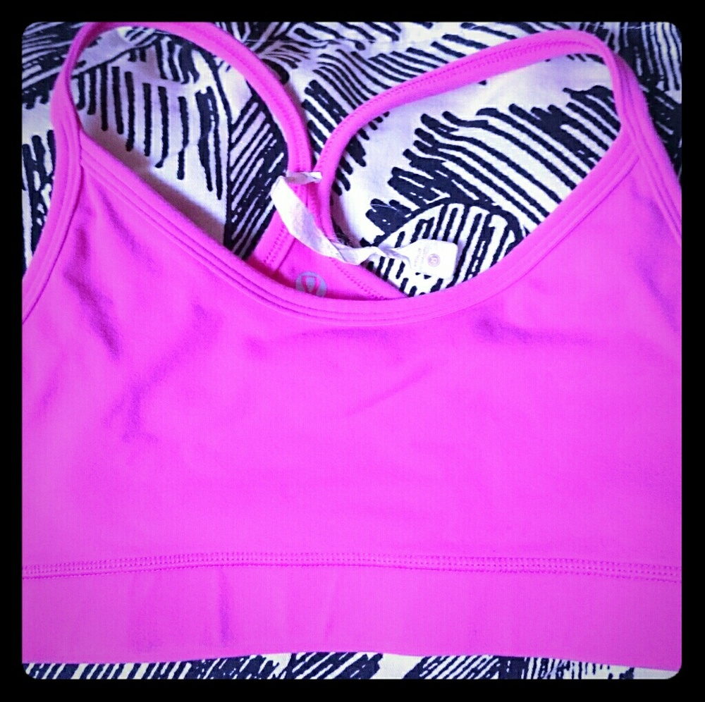 Lululemon pink bra