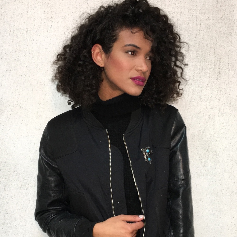 Meet your Posher, Imena