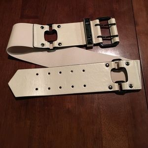 BCBG Cream colored belt