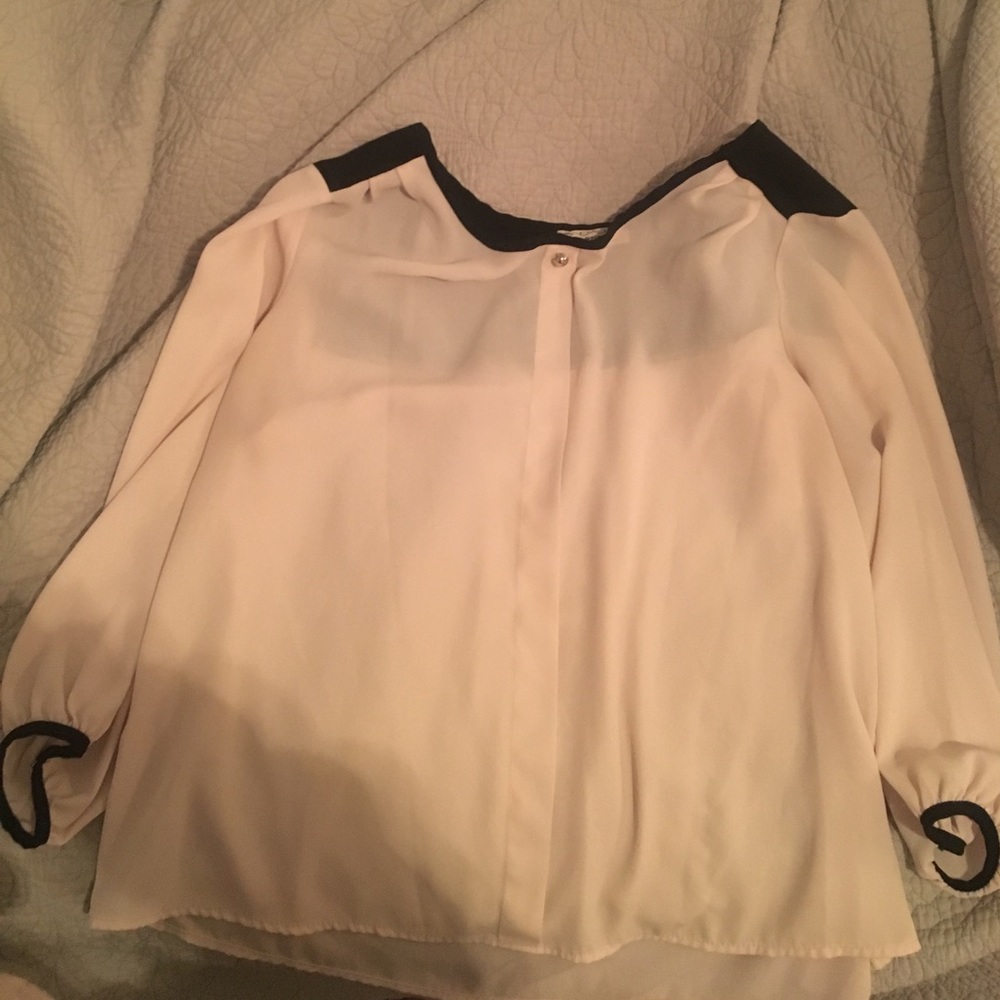 Colorblock long sleeve blouse