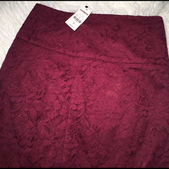 Express- Woman’s long Lace Skirt - Picture 2 of 2
