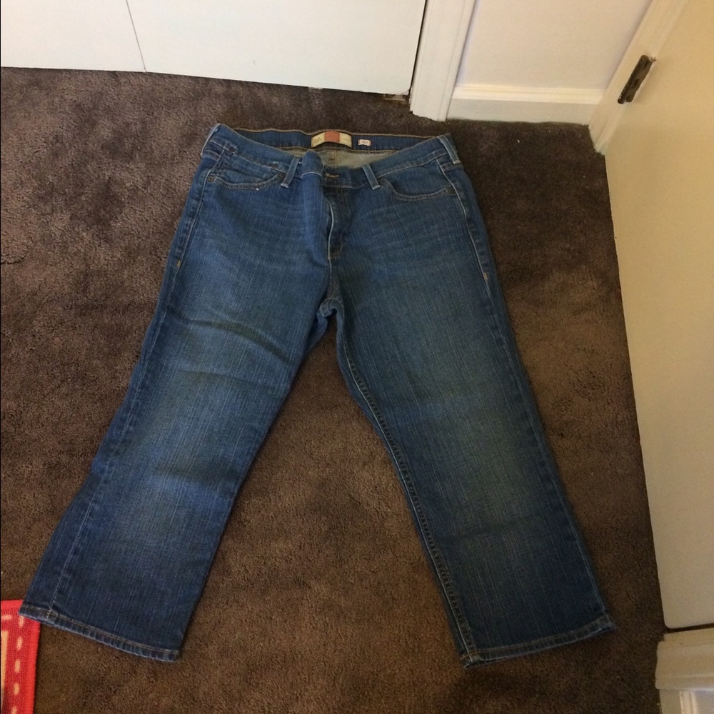 Women's Capris