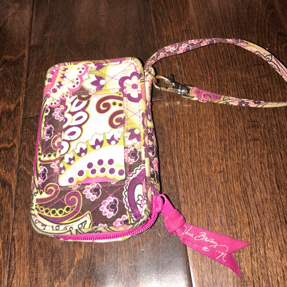 vera bradley wristlet