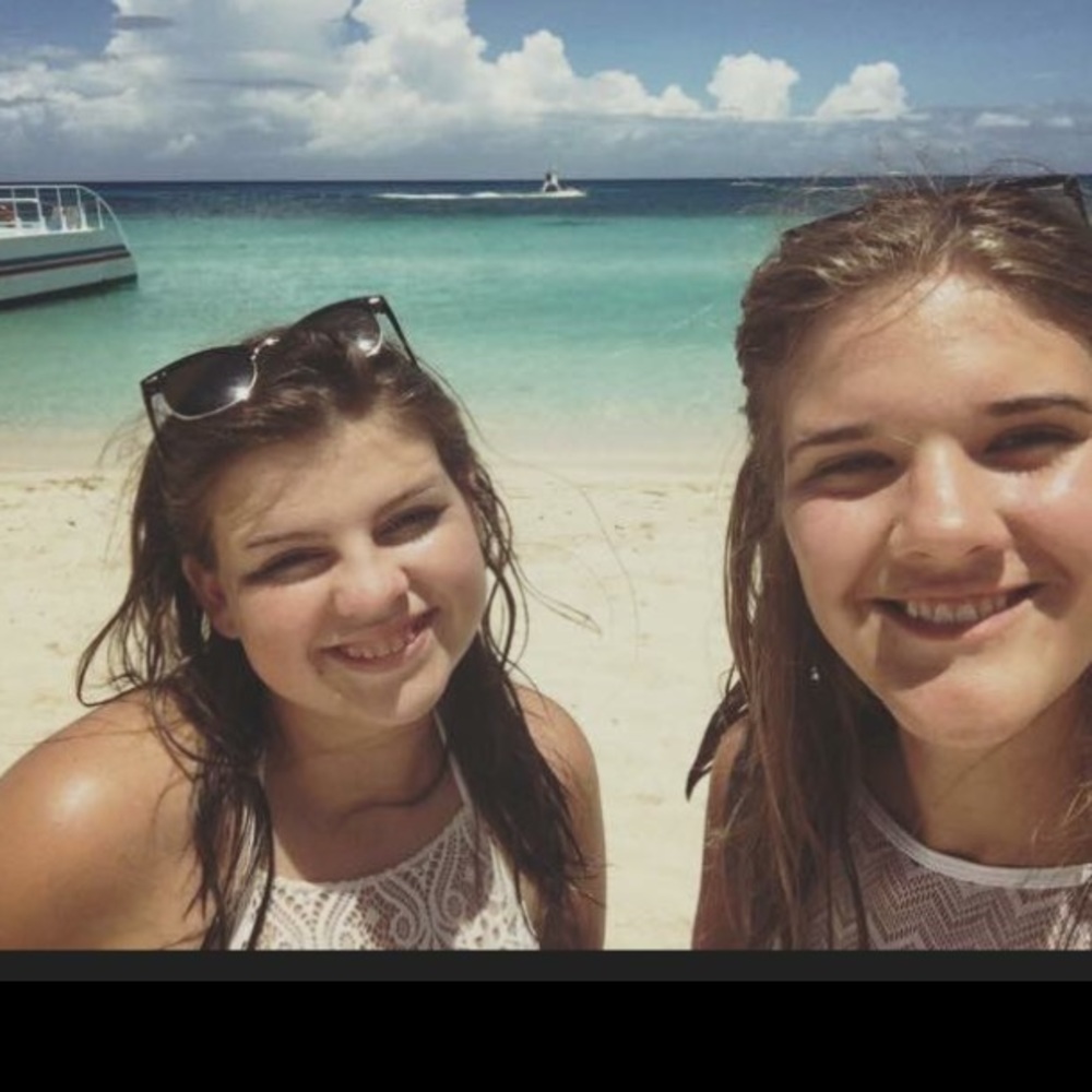 Meet your Posher, Tori