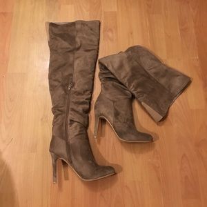 over the knee heeled boots