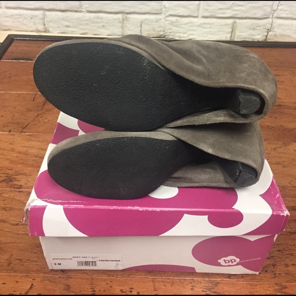 Booties - Picture 3 of 3