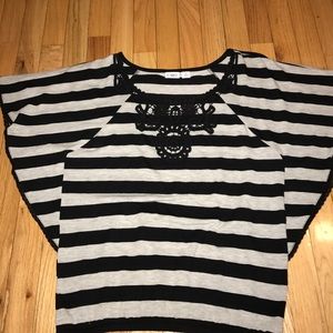 Short sleeve shirt