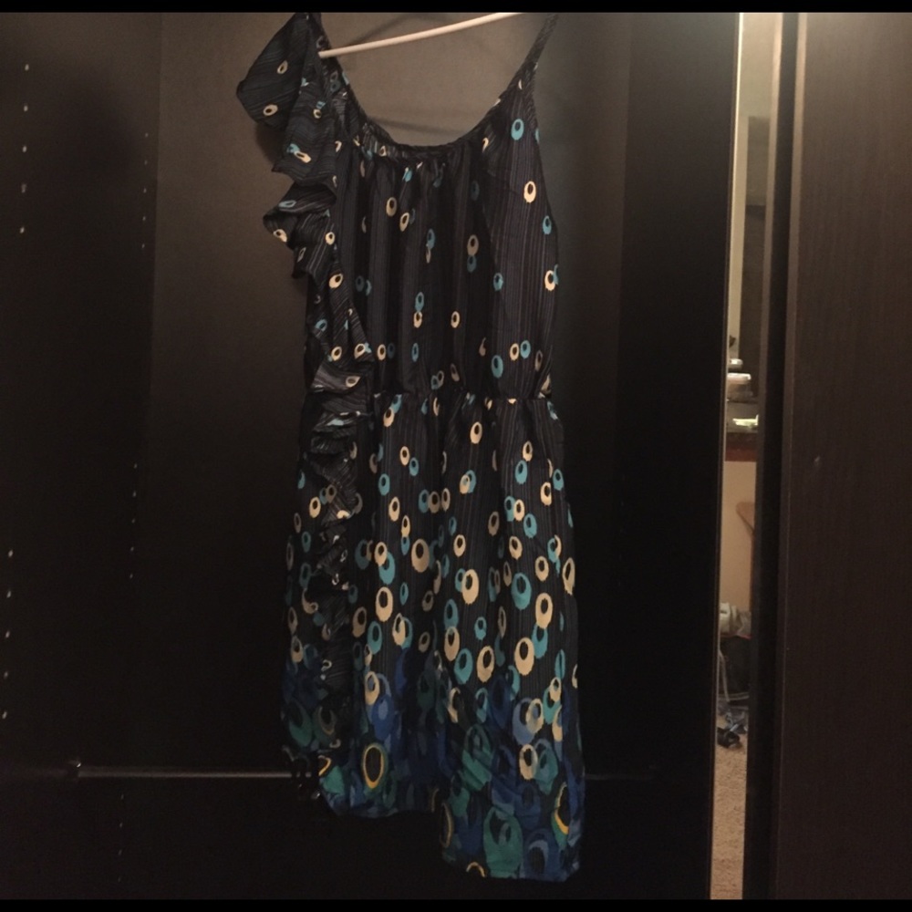 Black/gray/blue one off shoulder midi dress