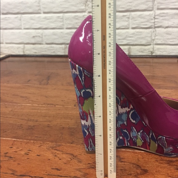 Shoes - Picture 3 of 3