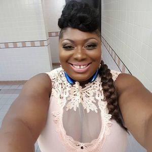 Meet your Posher, Mahdia