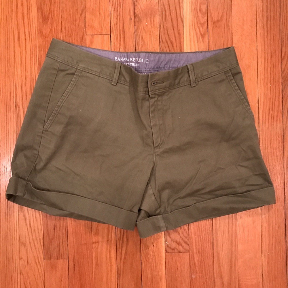 Banana Republic chino shorts