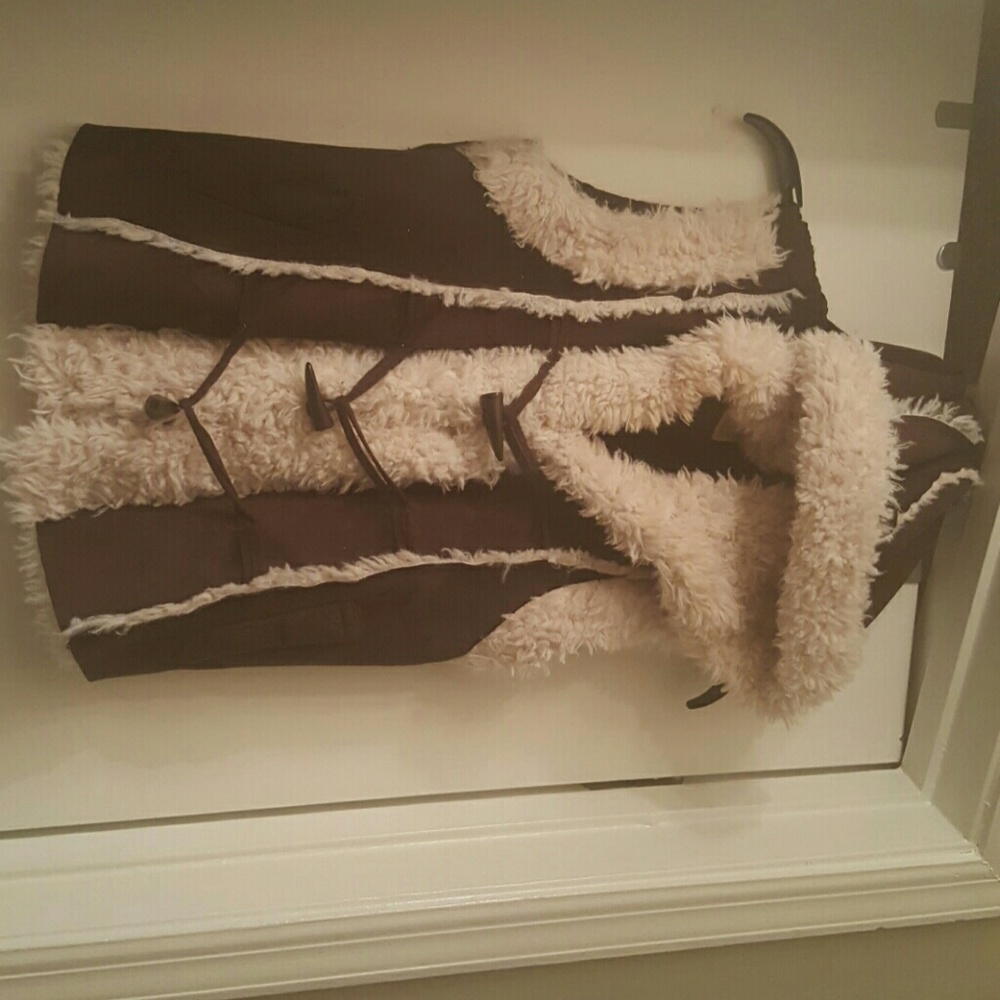 Warm Winter Hooded fuzzy pocket vest