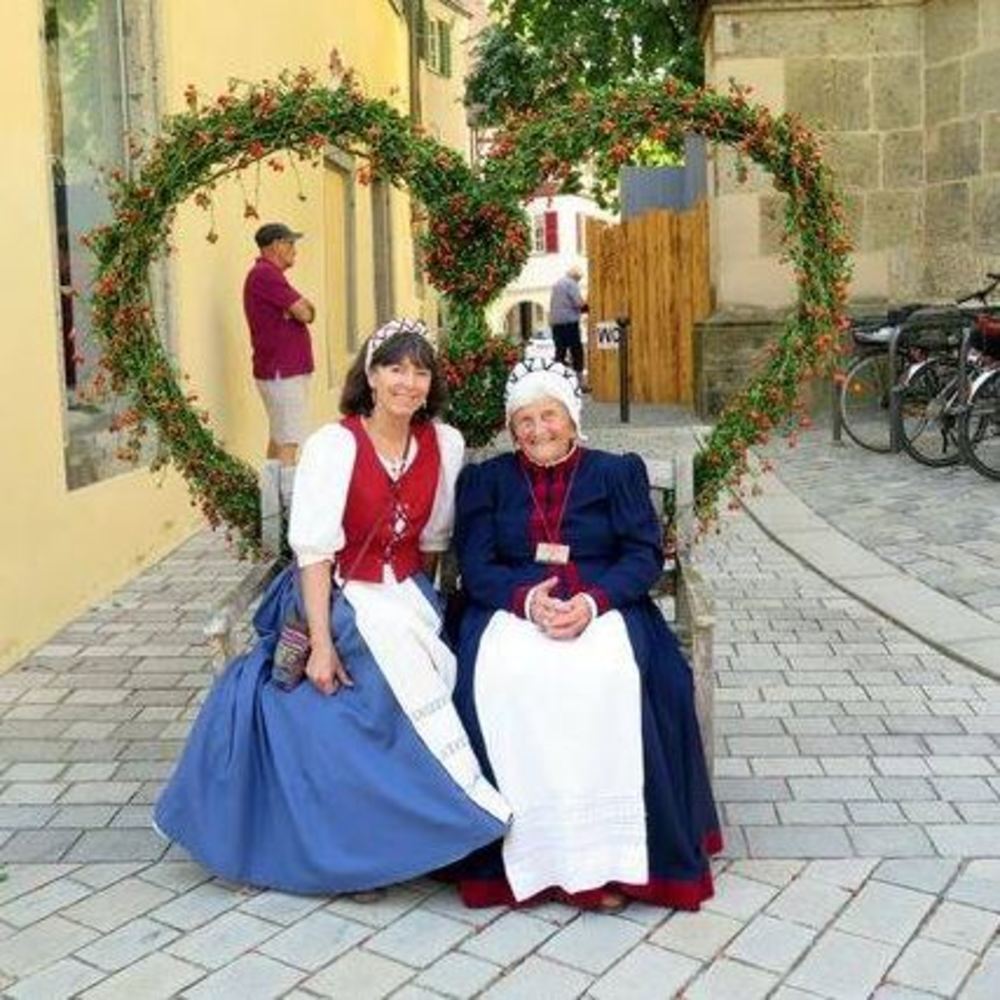 Meet your Posher, Angela