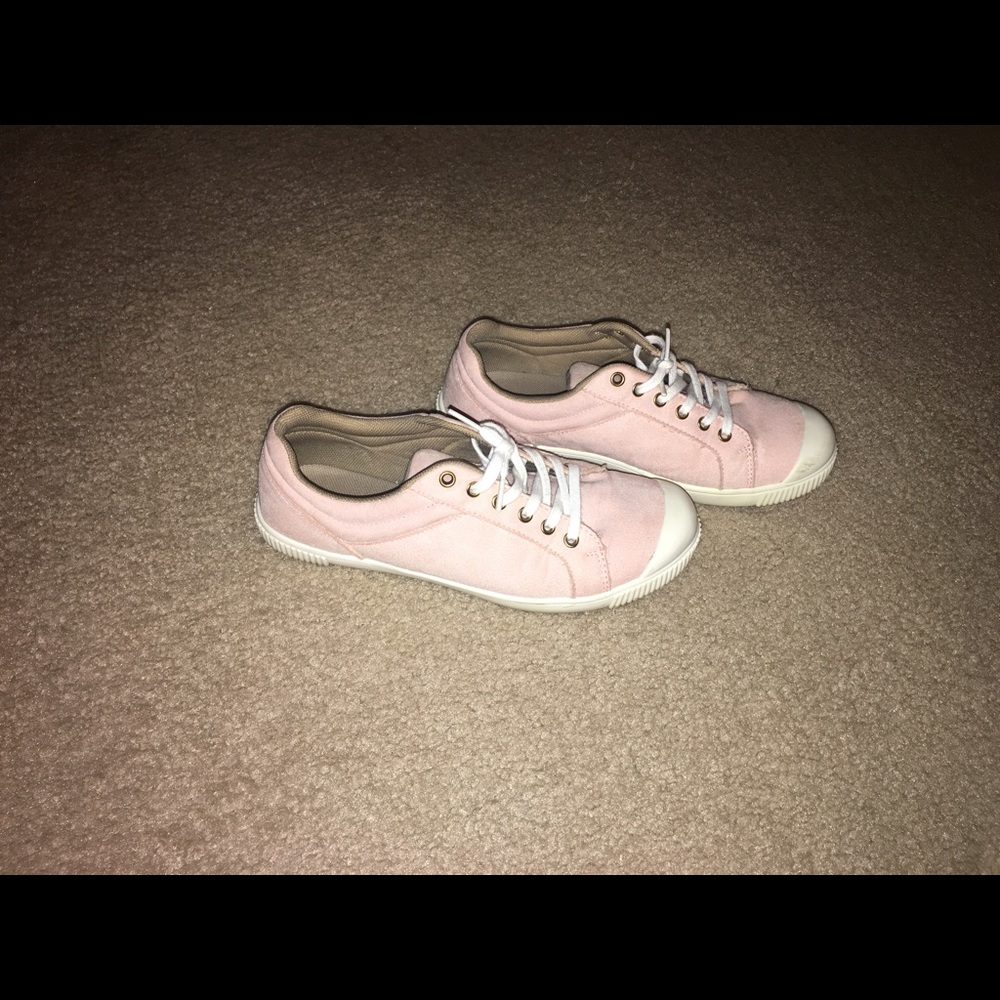 Andrea pink sneakers