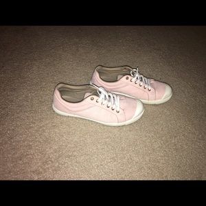 Andrea pink sneakers