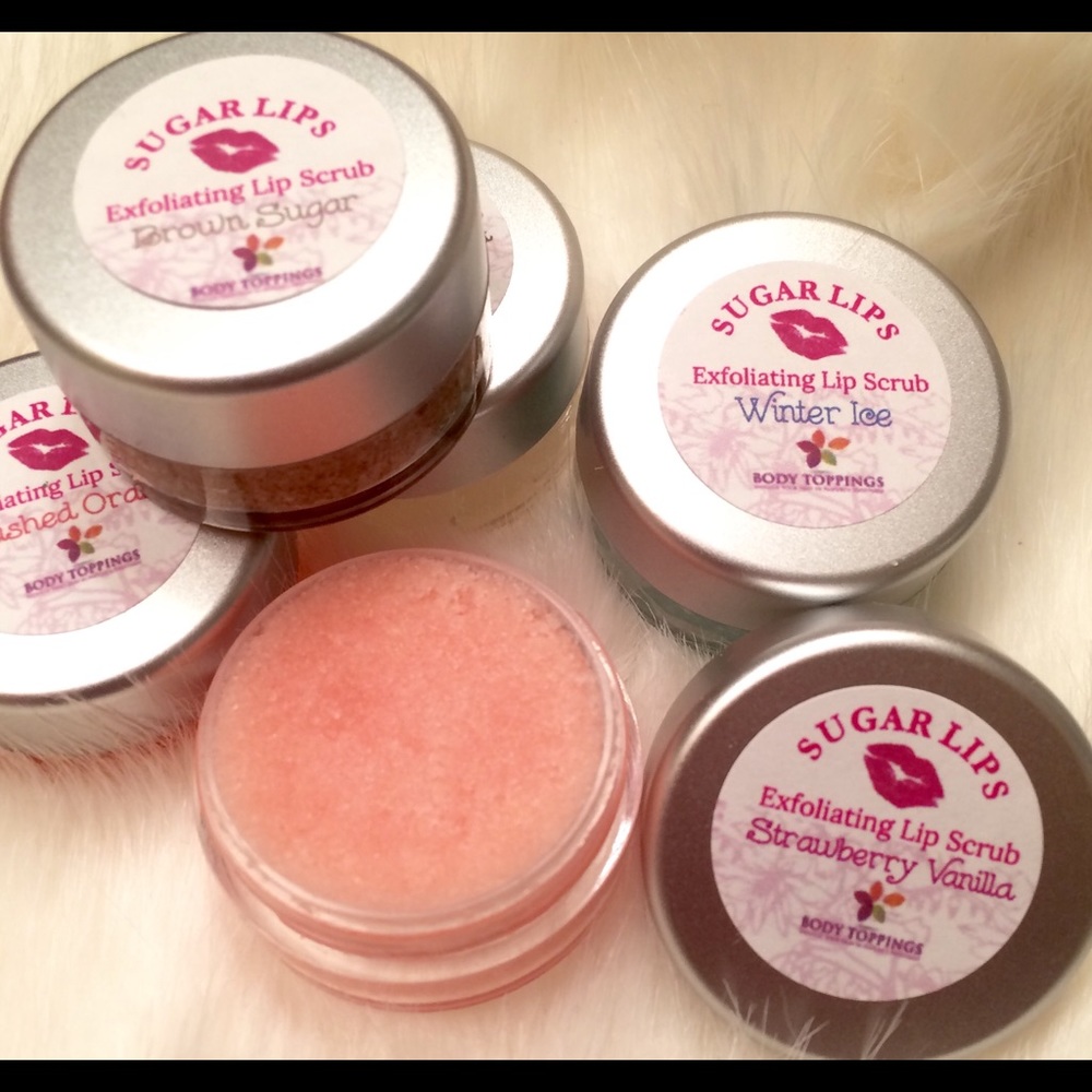 Sugar Lips 👄 Strawberry Vanilla Scrub