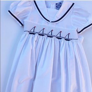 Carriage Boutiques Smocked Dress size 5Y