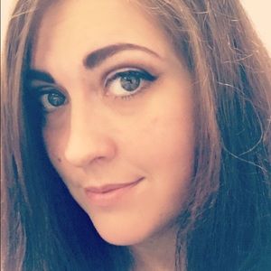 Meet your Posher, Shawna